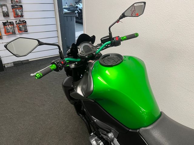 kawasaki - z900