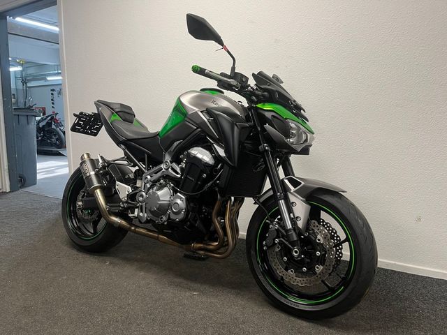 kawasaki - z900