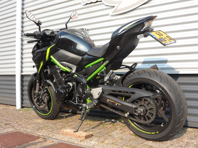 kawasaki - z900