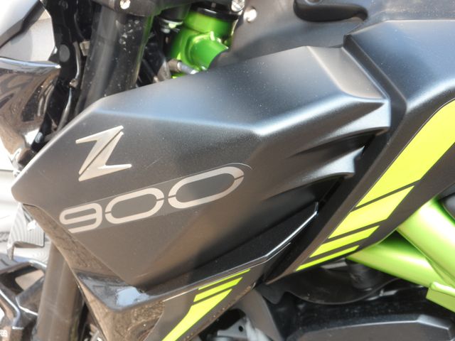 kawasaki - z900