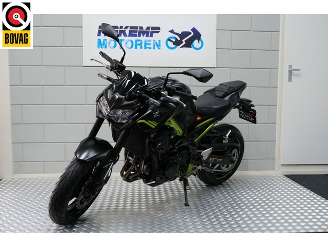 kawasaki - z900