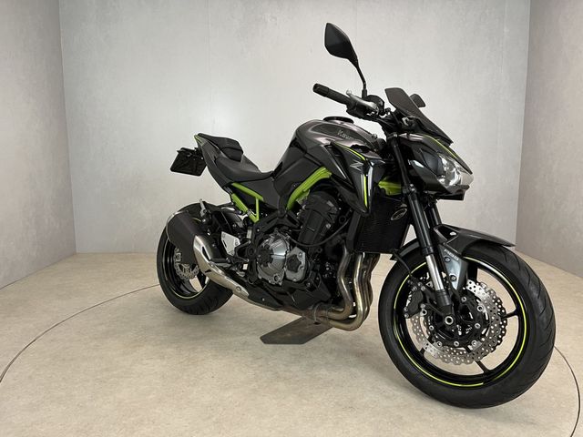 kawasaki - z900