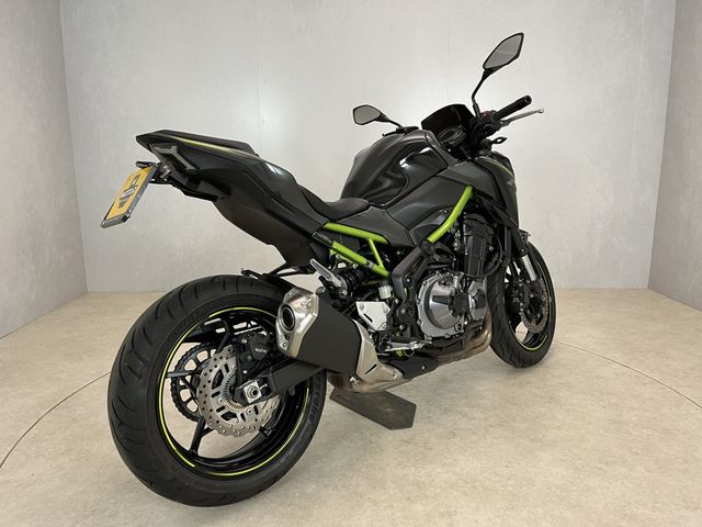 kawasaki - z900