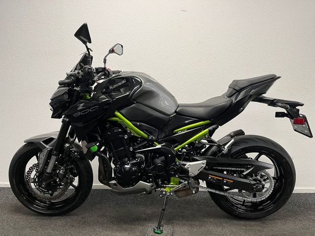 kawasaki - z900