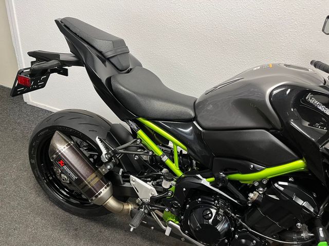 kawasaki - z900