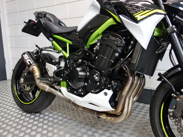 kawasaki - z900