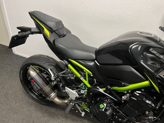 kawasaki - z900