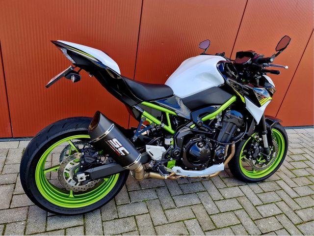 kawasaki - z900