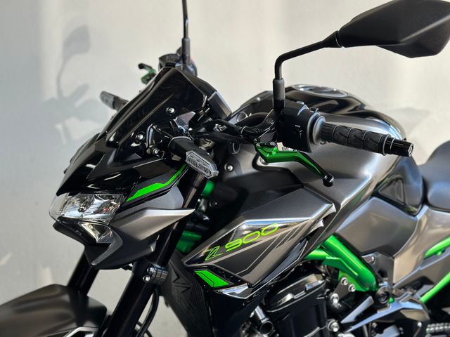 kawasaki - z900