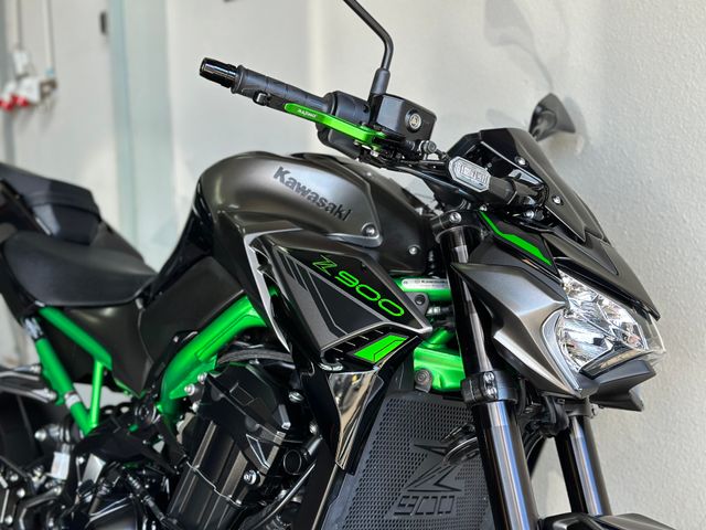 kawasaki - z900