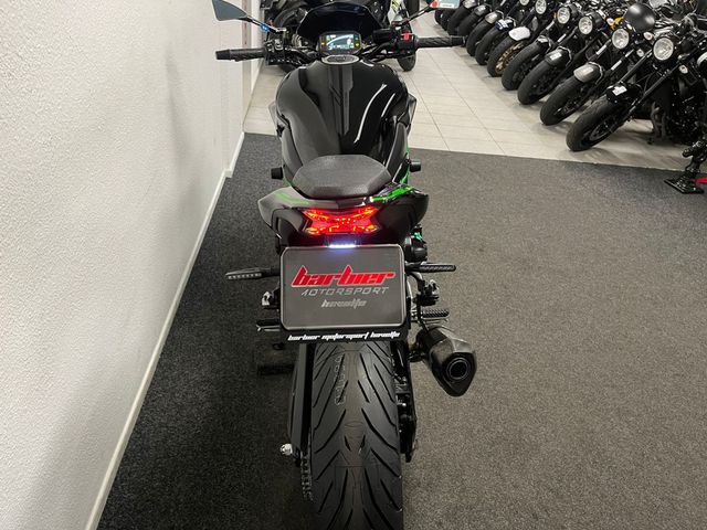 kawasaki - z900