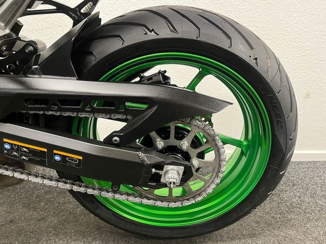 kawasaki - z900