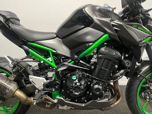 kawasaki - z900