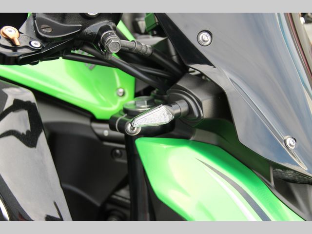 kawasaki - z900