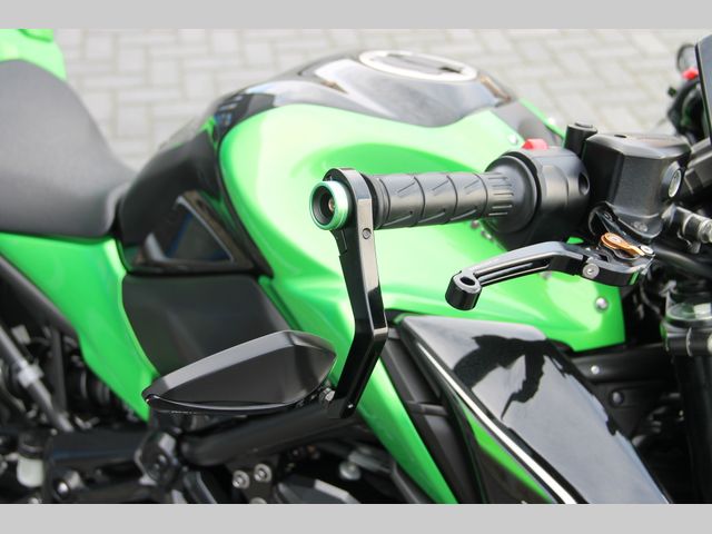 kawasaki - z900