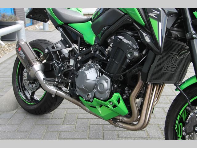 kawasaki - z900