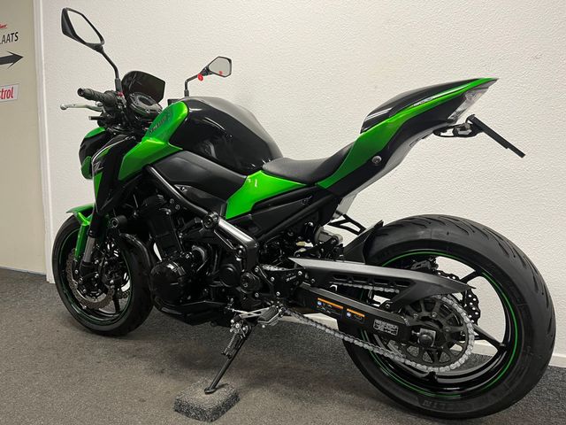 kawasaki - z900