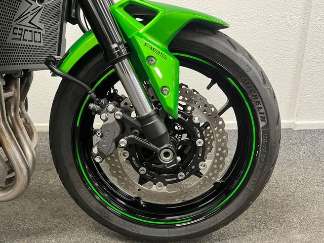 kawasaki - z900