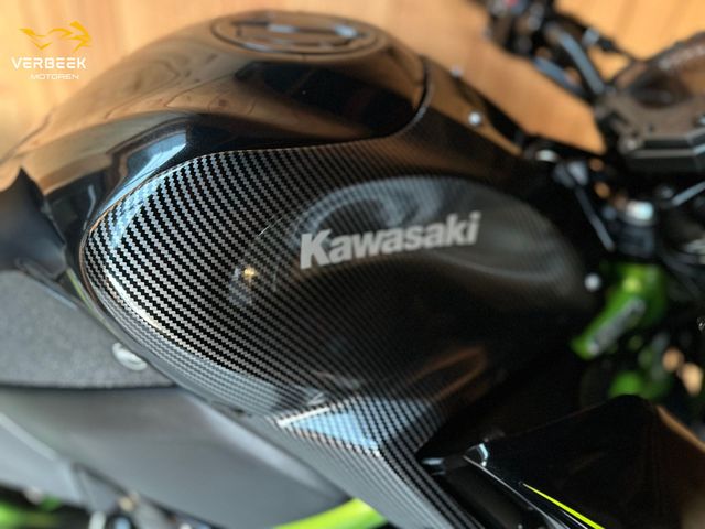 kawasaki - z900