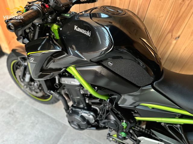 kawasaki - z900