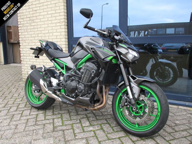 kawasaki - z900