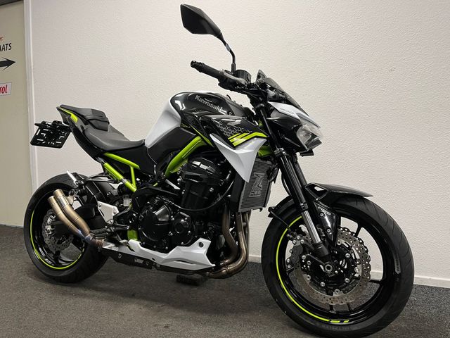 kawasaki - z900