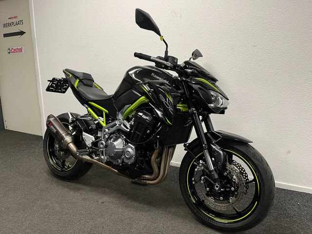 kawasaki - z900