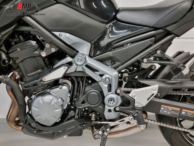 kawasaki - z900