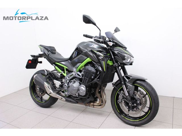 kawasaki - z900