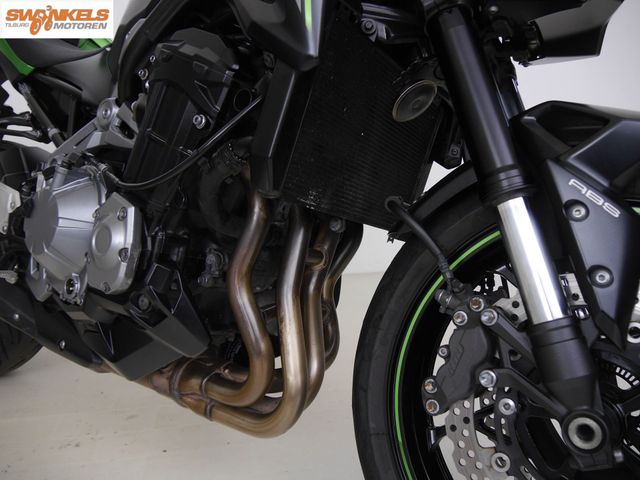 kawasaki - z900