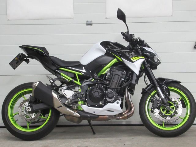 kawasaki - z900