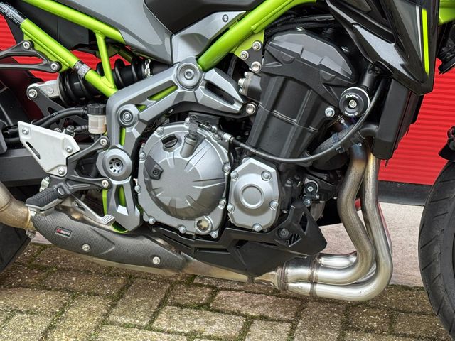 kawasaki - z900