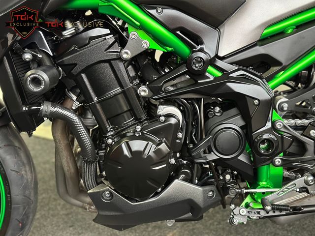 kawasaki - z900