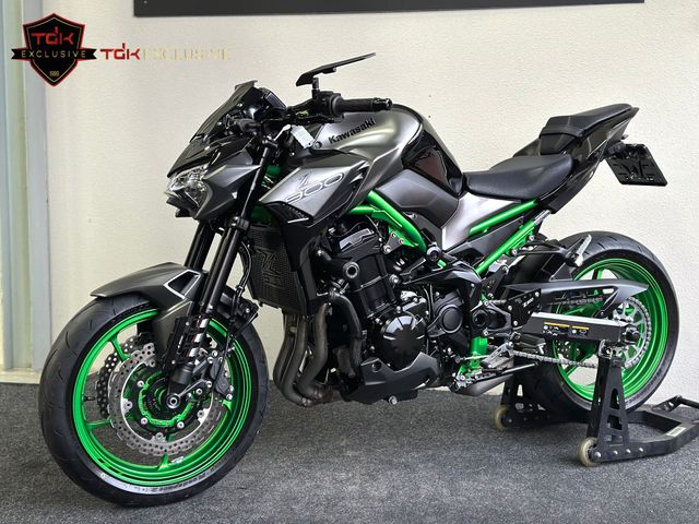 kawasaki - z900