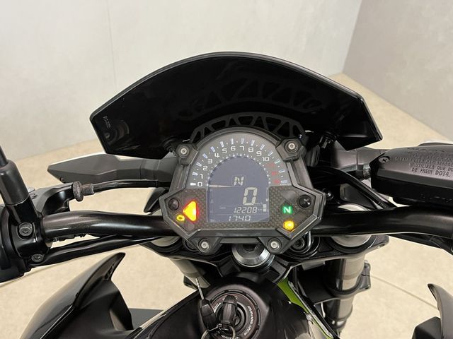 kawasaki - z900