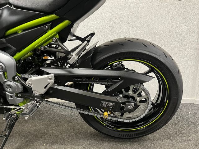 kawasaki - z900