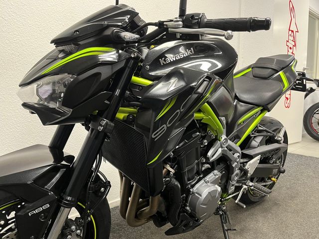 kawasaki - z900