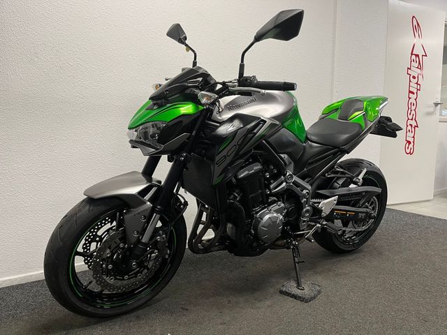 kawasaki - z900