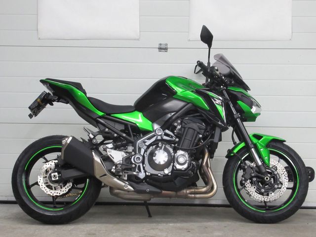 kawasaki - z900