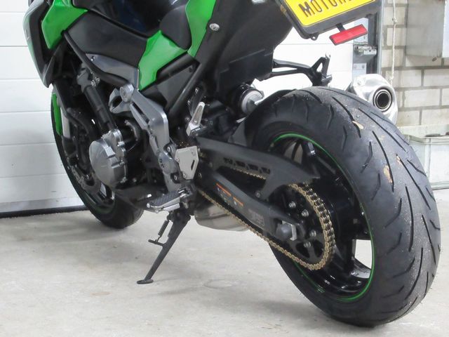 kawasaki - z900