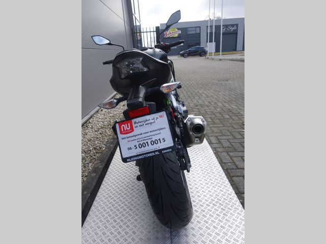 kawasaki - z900