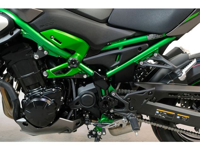 kawasaki - z900