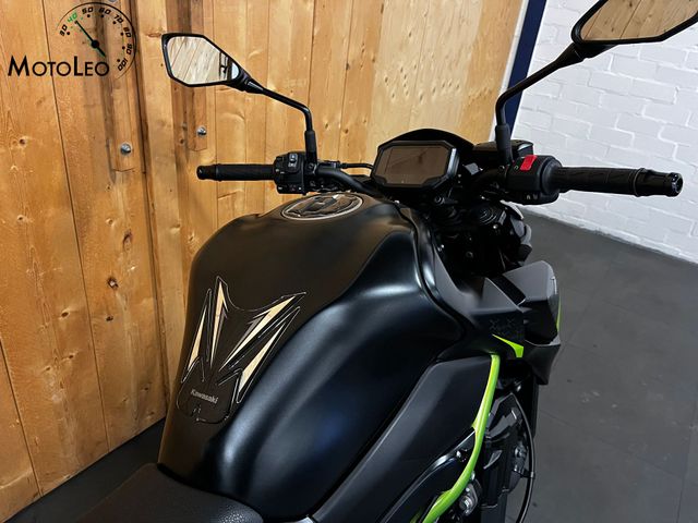 kawasaki - z900