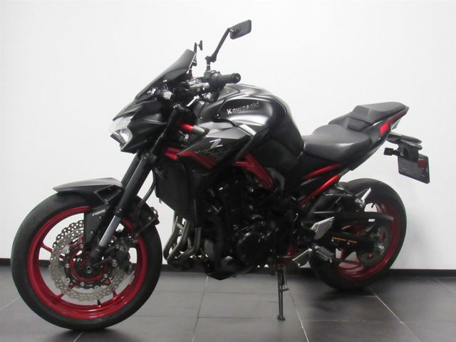 kawasaki - z900