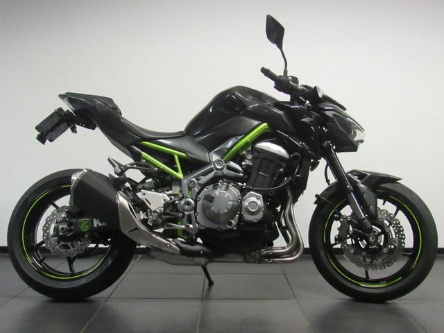 kawasaki - z900