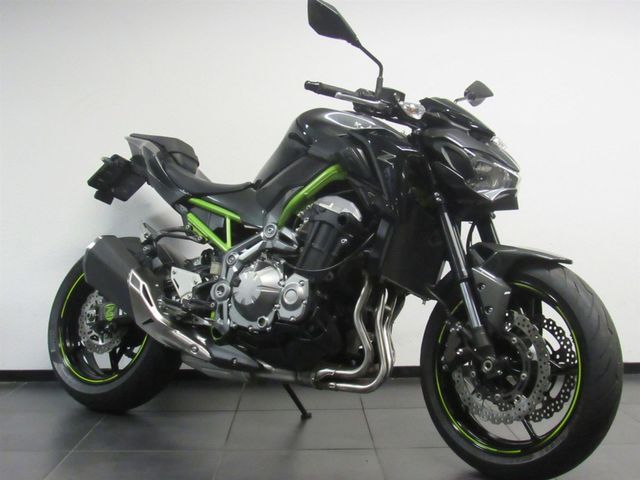kawasaki - z900