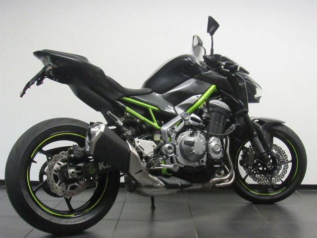 kawasaki - z900