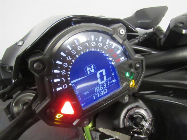 kawasaki - z900