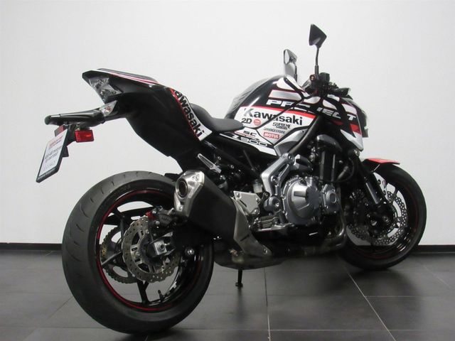 kawasaki - z900