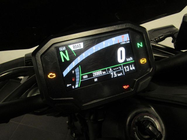 kawasaki - z900